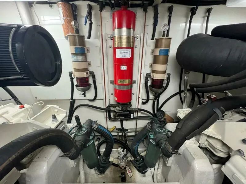 Slide: The Image of 2001 Neptunus 56 Flybridge- Engine Room - 5585039