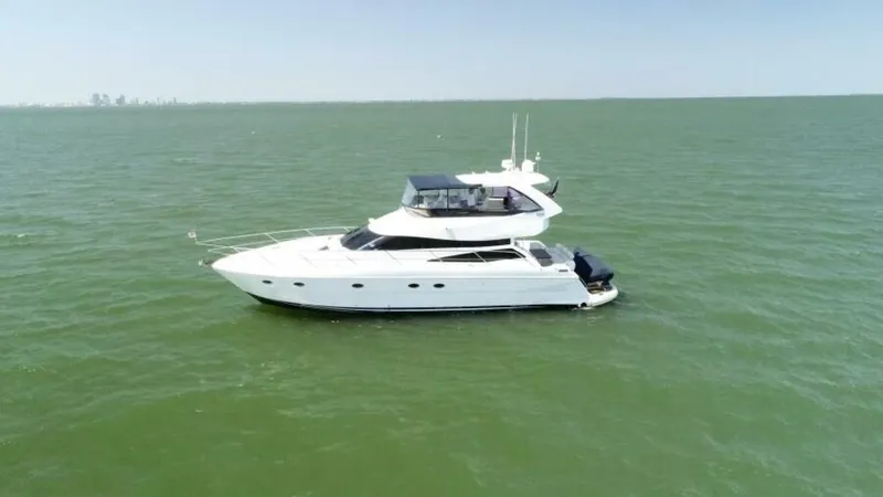 Slide: The Image of 2001 Neptunus 56 Flybridge - 5585044