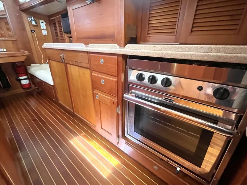 Slide: The Image of Gozzard 44 1997 - 5585529