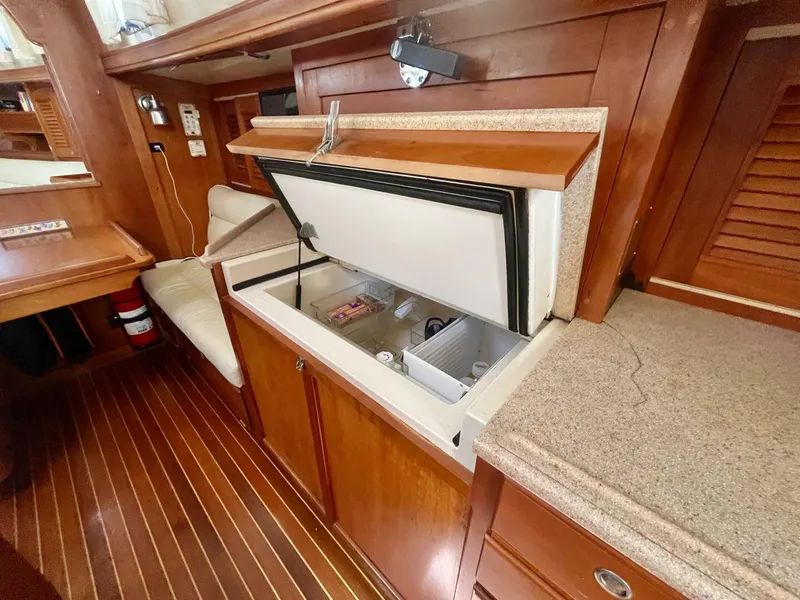 Slide: The Image of Gozzard 44 1997 - 5585534