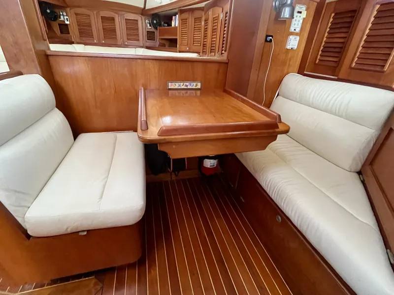 Slide: The Image of Gozzard 44 1997 - 5585536