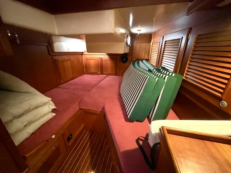 Slide: The Image of Gozzard 44 1997 - 5585562