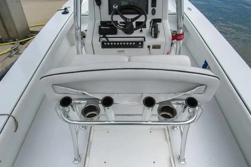 Slide: The Image of Hell's Bay Boatworks 25 Estero 2020 - 5585206