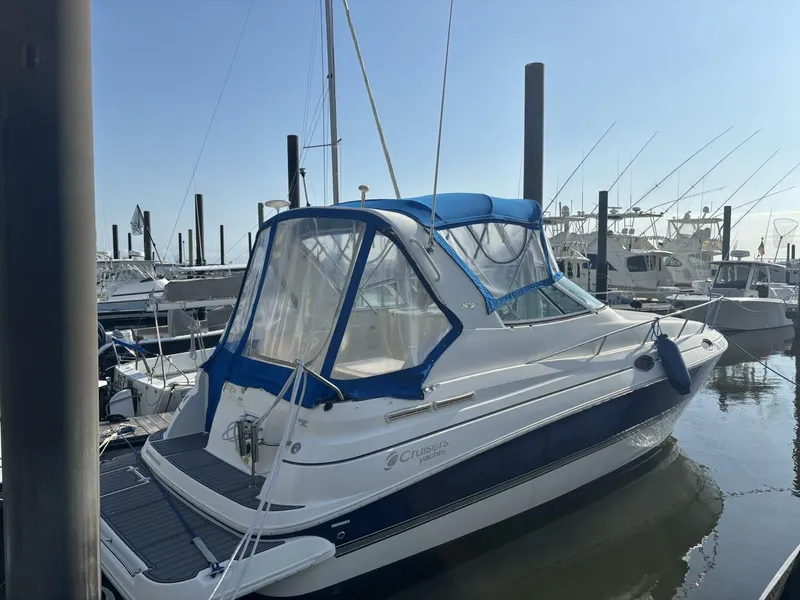 The Image of Cruisers Yachts 280 CXI 2005 - 5585603