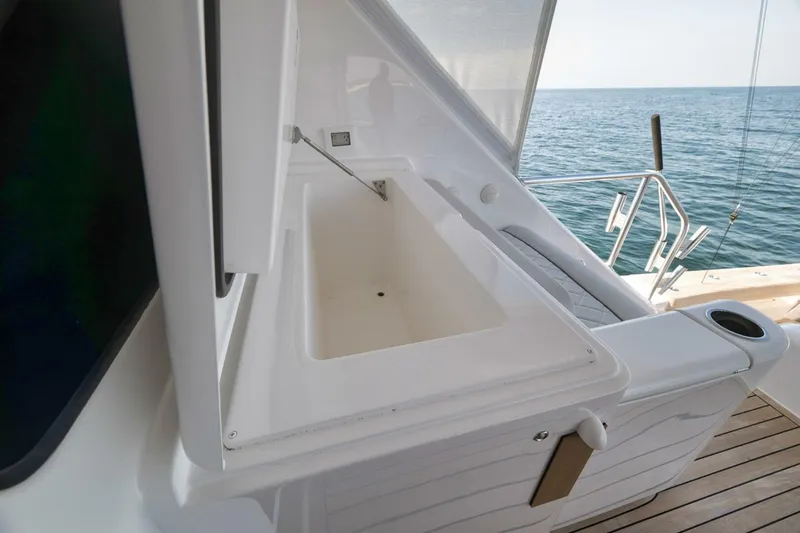 Slide: The Image of 2025 Viking 90 Convertible- NIKKI BELLA- Cockpit - 5592614