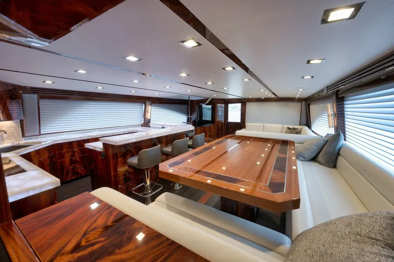 Slide: The Image of 2025 Viking 90 Convertible- NIKKI BELLA- Dinnette - 5592759