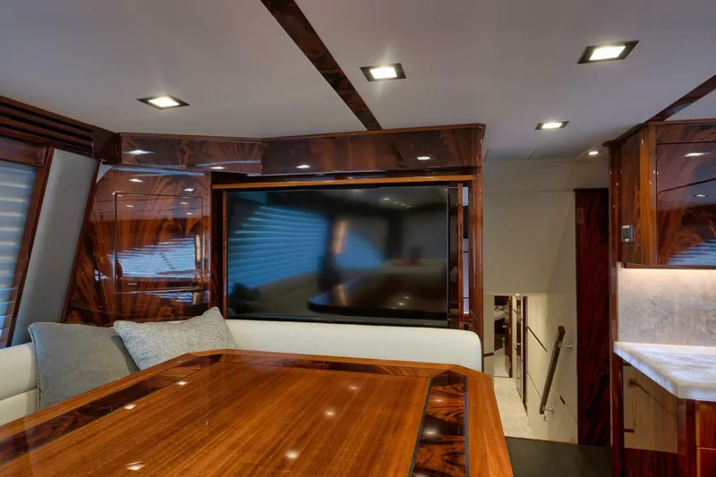 Slide: The Image of 2025 Viking 90 Convertible- NIKKI BELLA- Dinnette - 5592712