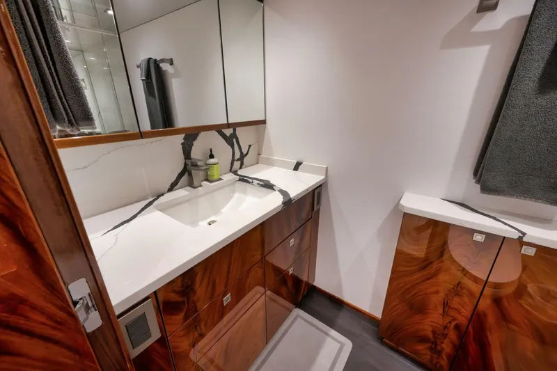 Slide: The Image of 2025 Viking 90 Convertible- NIKKI BELLA- Master Stateroom Head - 5592739