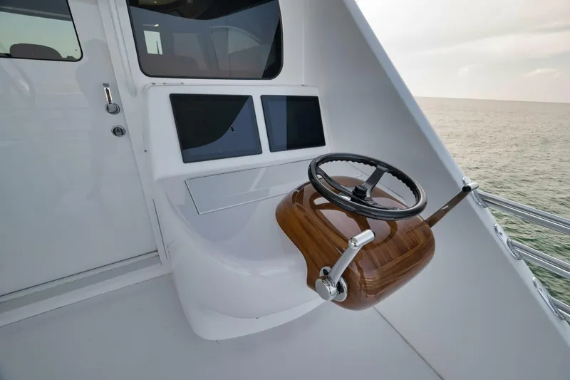 Slide: The Image of 2025 Viking 90 Convertible- NIKKI BELLA- Mezzanine - 5592675