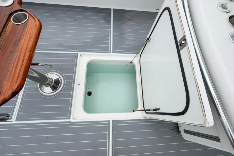 Slide: The Image of Venture 39 Cuddy 2008 - 5674567