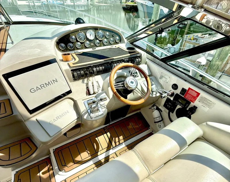 Slide: The Image of Cruisers Yachts 4270 Express 2001 - 5585790