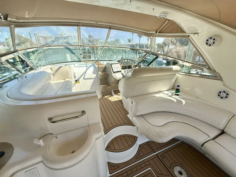 Slide: The Image of Cruisers Yachts 4270 Express 2001 - 5585791