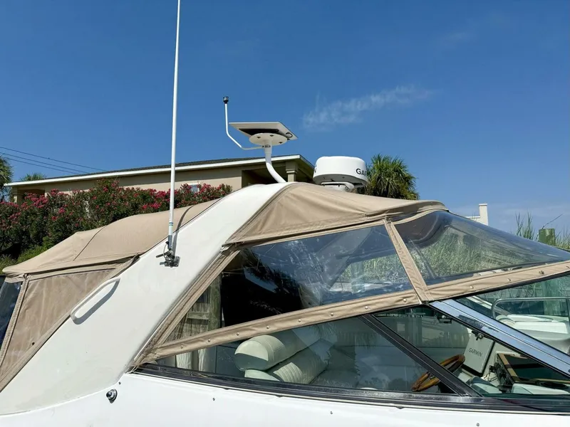 Slide: The Image of Cruisers Yachts 4270 Express 2001 - 5585819