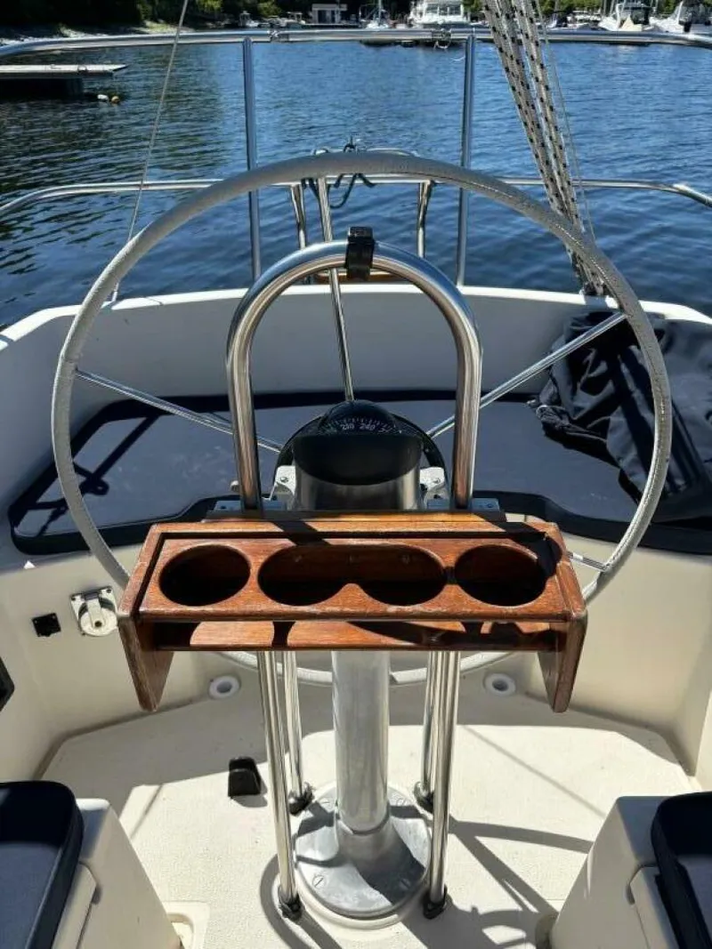 Slide: The Image of Aloha 34 1979 - 5585871