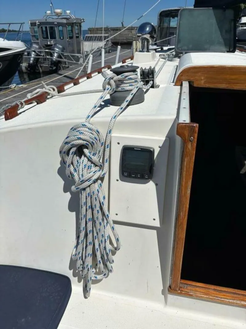 Slide: The Image of Aloha 34 1979 - 5585872