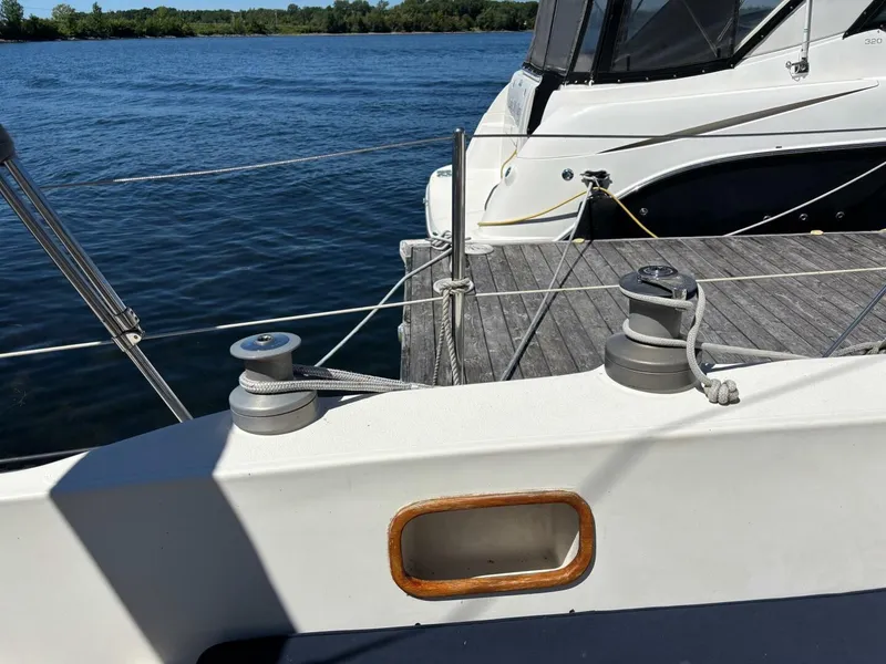 Slide: The Image of Aloha 34 1979 - 5585876