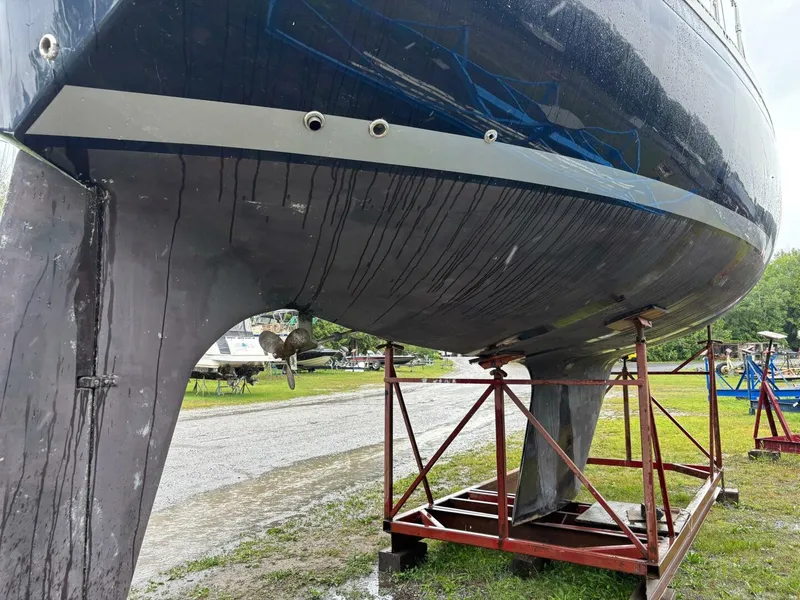 Slide: The Image of Aloha 34 1979 - 5585831