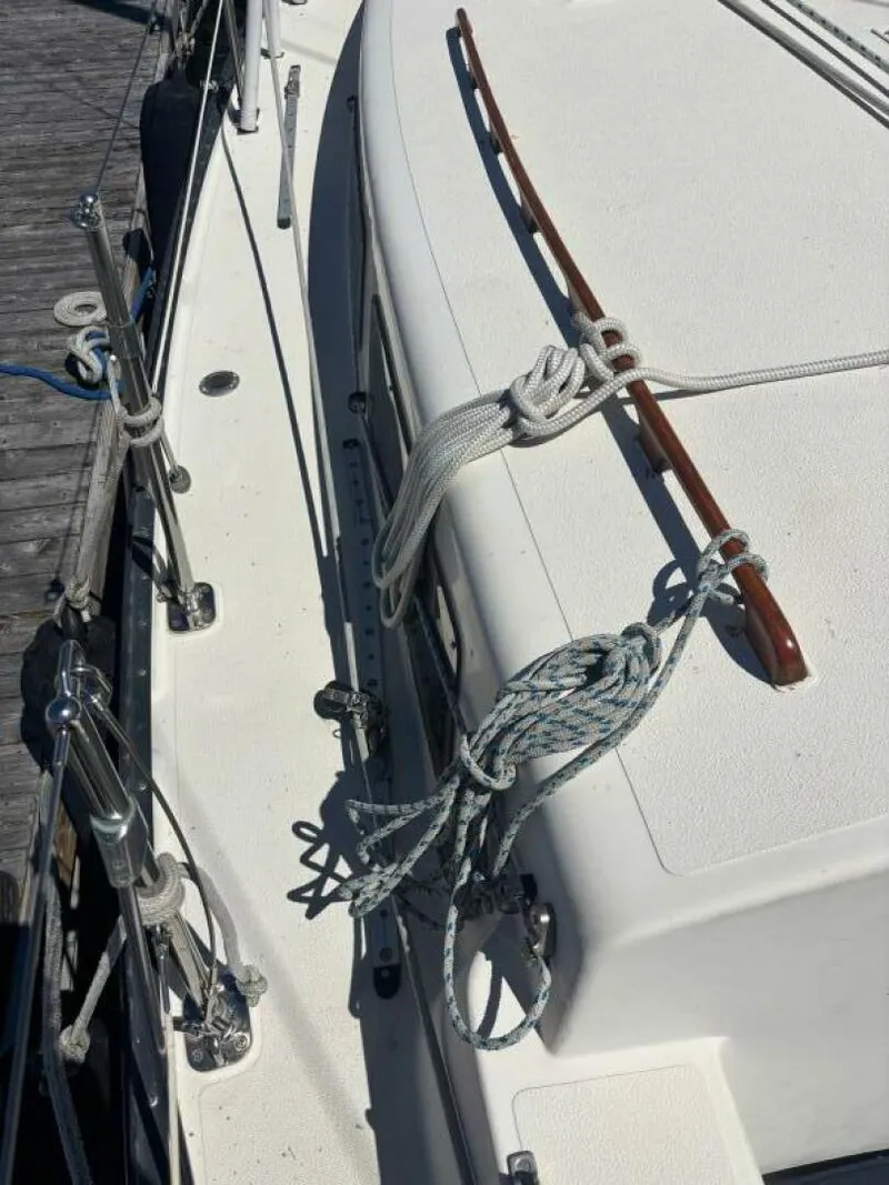 Slide: The Image of Aloha 34 1979 - 5585879