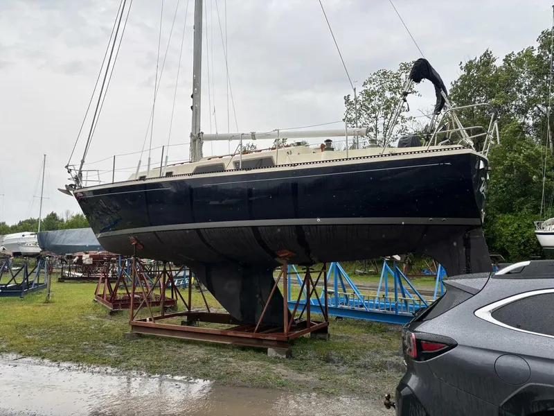 Slide: The Image of Aloha 34 1979 - 5585837