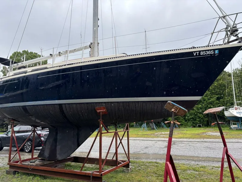 Slide: The Image of Aloha 34 1979 - 5585839