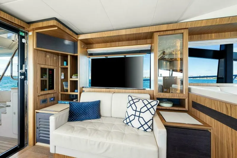 Slide: The Image of 2018 Absolute 60 Flybridge 'Mama's House' - 5586490