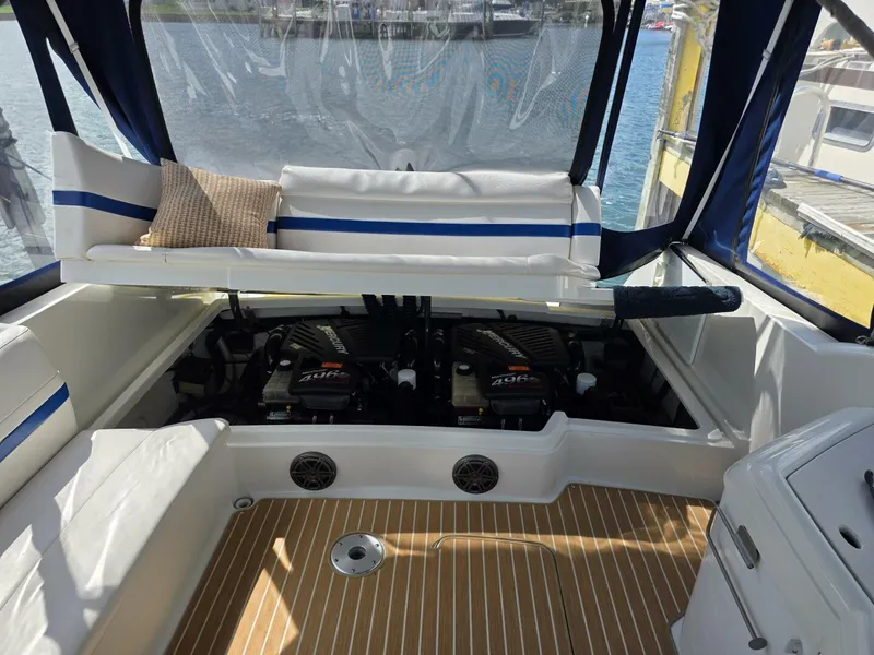 Slide: The Image of Formula 330 SS 2002 - 5586674