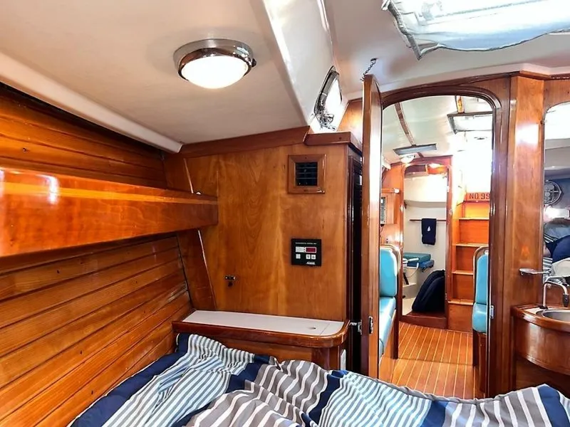 Slide: The Image of 0005339687 - 5587364