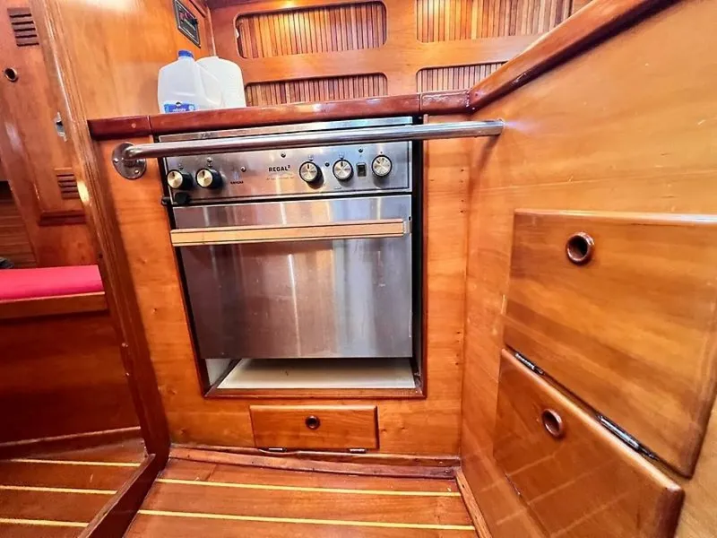 Slide: The Image of 0005339689 - 5587371