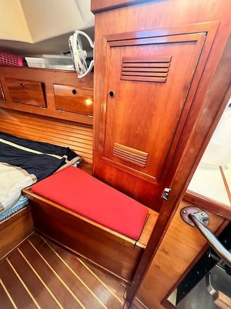 Slide: The Image of 0005339691 - 5587375