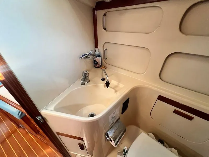 Slide: The Image of 0005339669 - 5587380