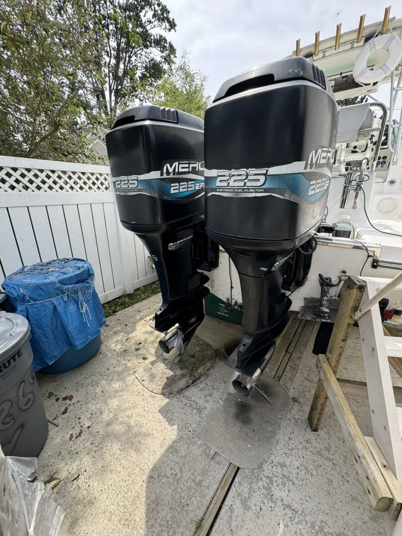 Slide: The Image of Robalo 2640 1999 - 5587691