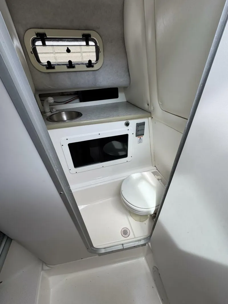 Slide: The Image of Robalo 2640 1999 - 5587695