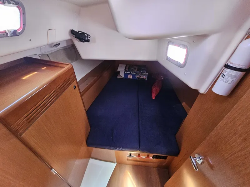 Slide: The Image of Beneteau Cyclades 43.3 2009 - 5587543