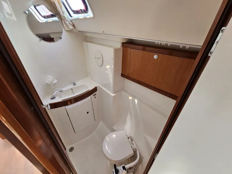 Slide: The Image of Beneteau Cyclades 43.3 2009 - 5587561
