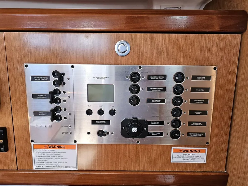 Slide: The Image of Beneteau Cyclades 43.3 2009 - 5587558