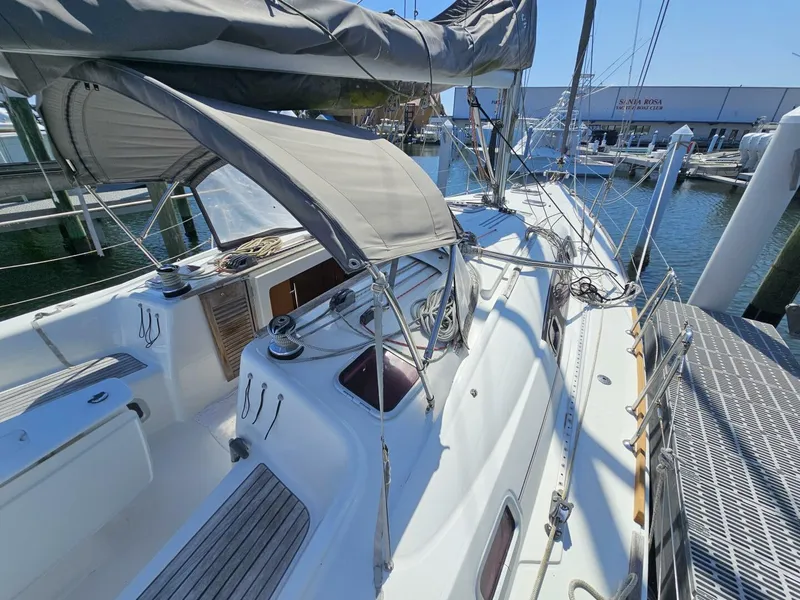 Slide: The Image of Beneteau Cyclades 43.3 2009 - 5587462