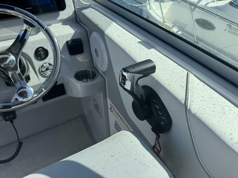 Slide: The Image of Regal 26 XO 2024 - 5587562