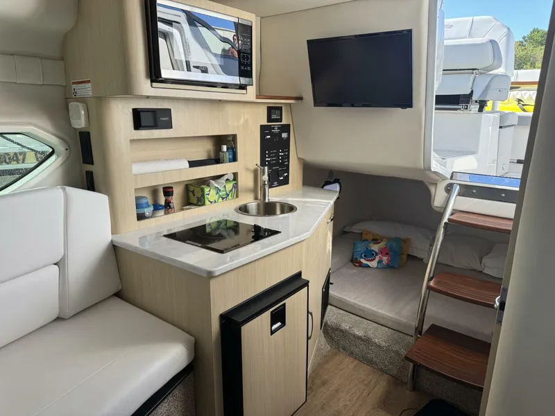 Slide: The Image of Regal 26 XO 2024 - 5587568