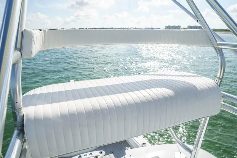 Slide: The Image of Freeman 42LR 2017 - 5588475