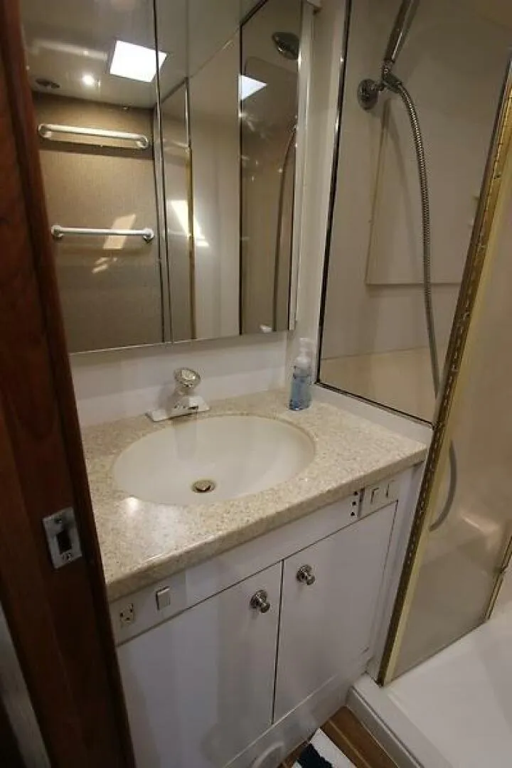 Slide: The Image of Ocean Yachts 48 2002 - 5684135