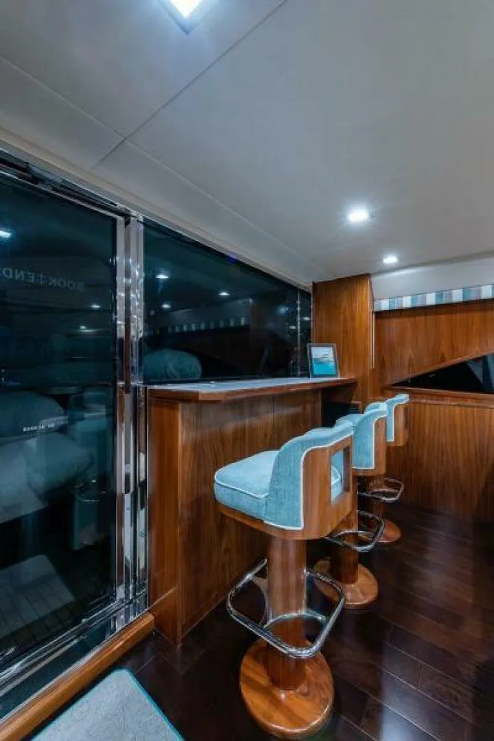 Slide: The Image of Skylounge Aft Bar - 5587870