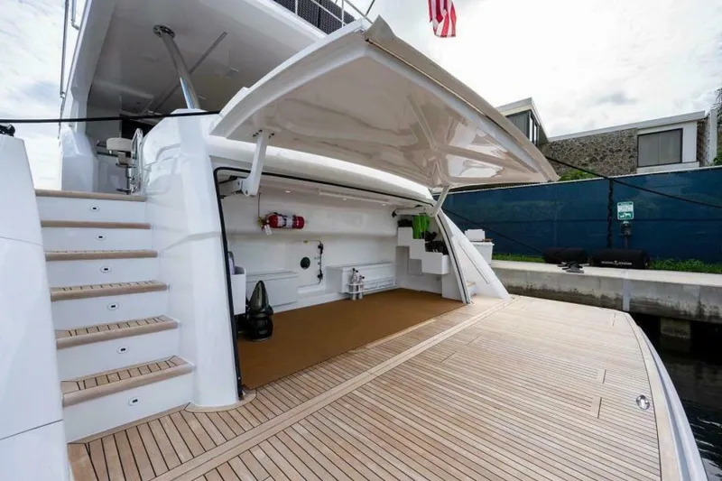Slide: The Image of Garage - 5587895