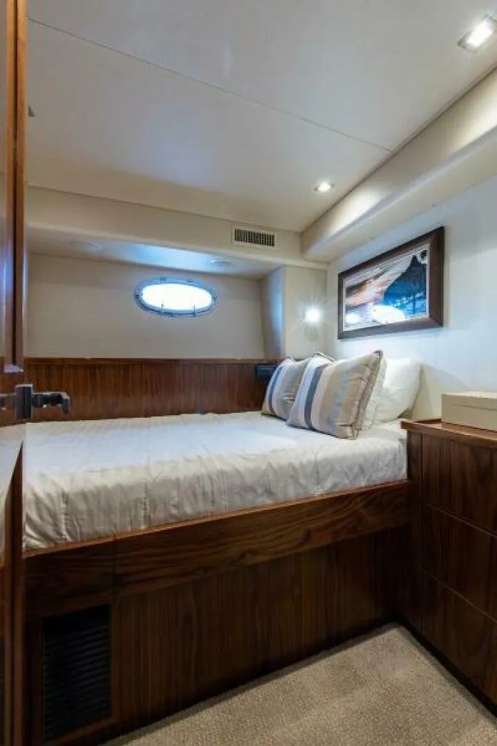 Slide: The Image of Captains Cabin - 5587901