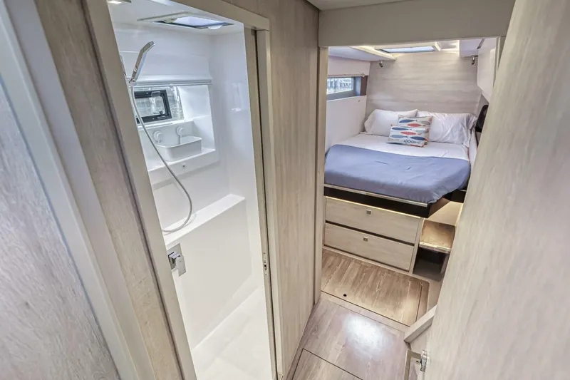 Slide: The Image of Leopard 50 2021 - 5588137