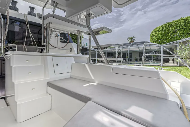 Slide: The Image of Leopard 50 2021 - 5588033