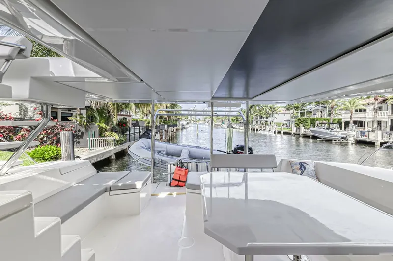 Slide: The Image of Leopard 50 2021 - 5588077