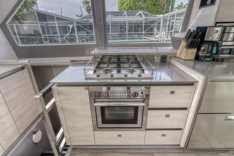 Slide: The Image of Leopard 50 2021 - 5588096