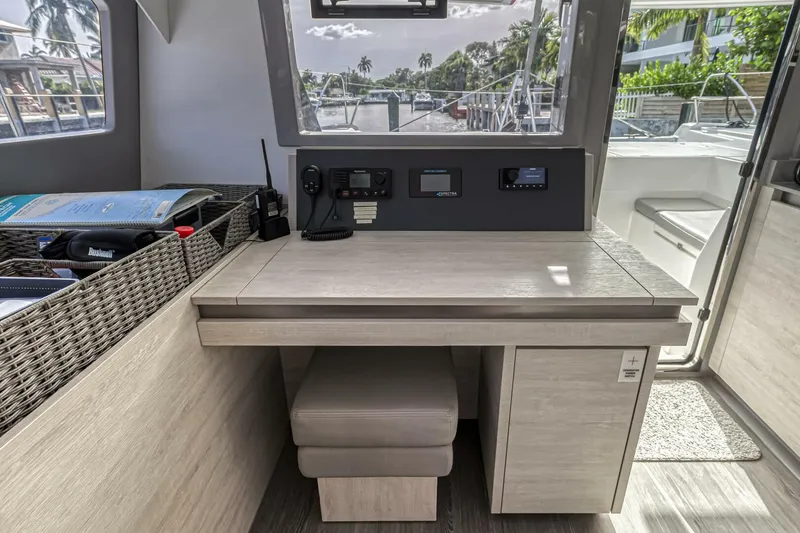 Slide: The Image of Leopard 50 2021 - 5588111