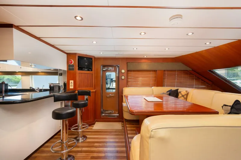 Slide: The Image of Hargrave Skylounge 2000 - 5588366