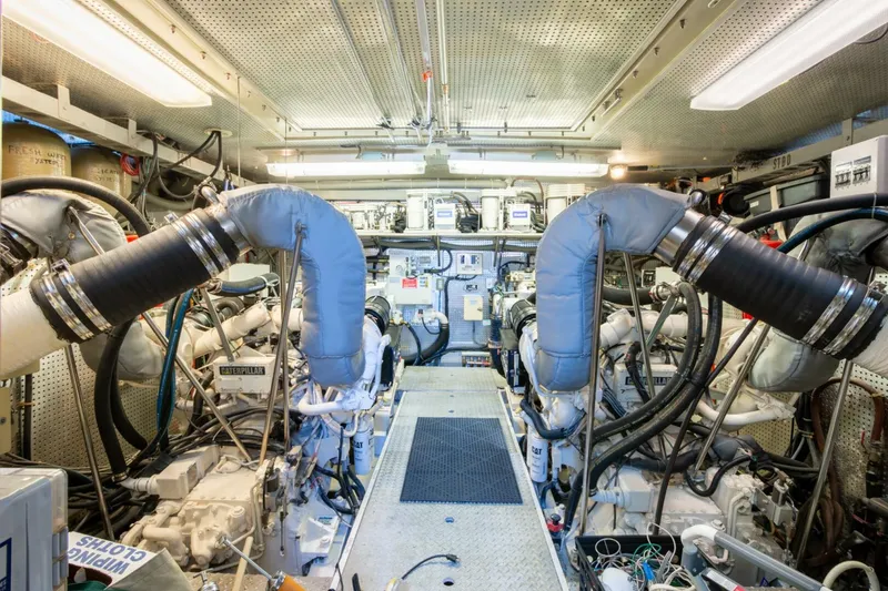 Slide: The Image of Hargrave Skylounge 2000 - 5588400